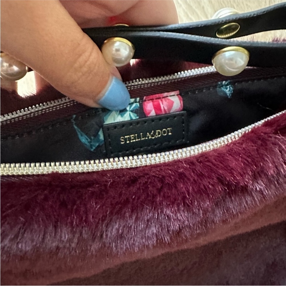 Stella & Dot Clutch - Picture 3 of 4